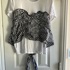 Extra large T shirt with black and white checkered on the front